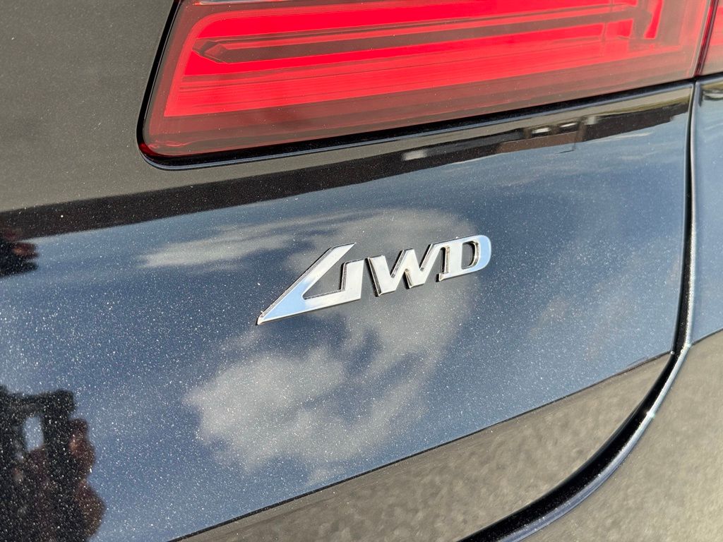 2025 Genesis GV80 2.5T AWD photo 14
