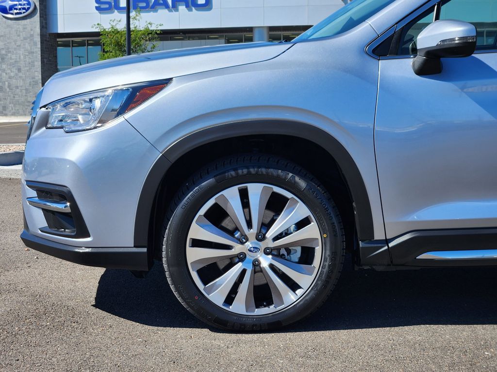 2022 Subaru Ascent Limited photo 7