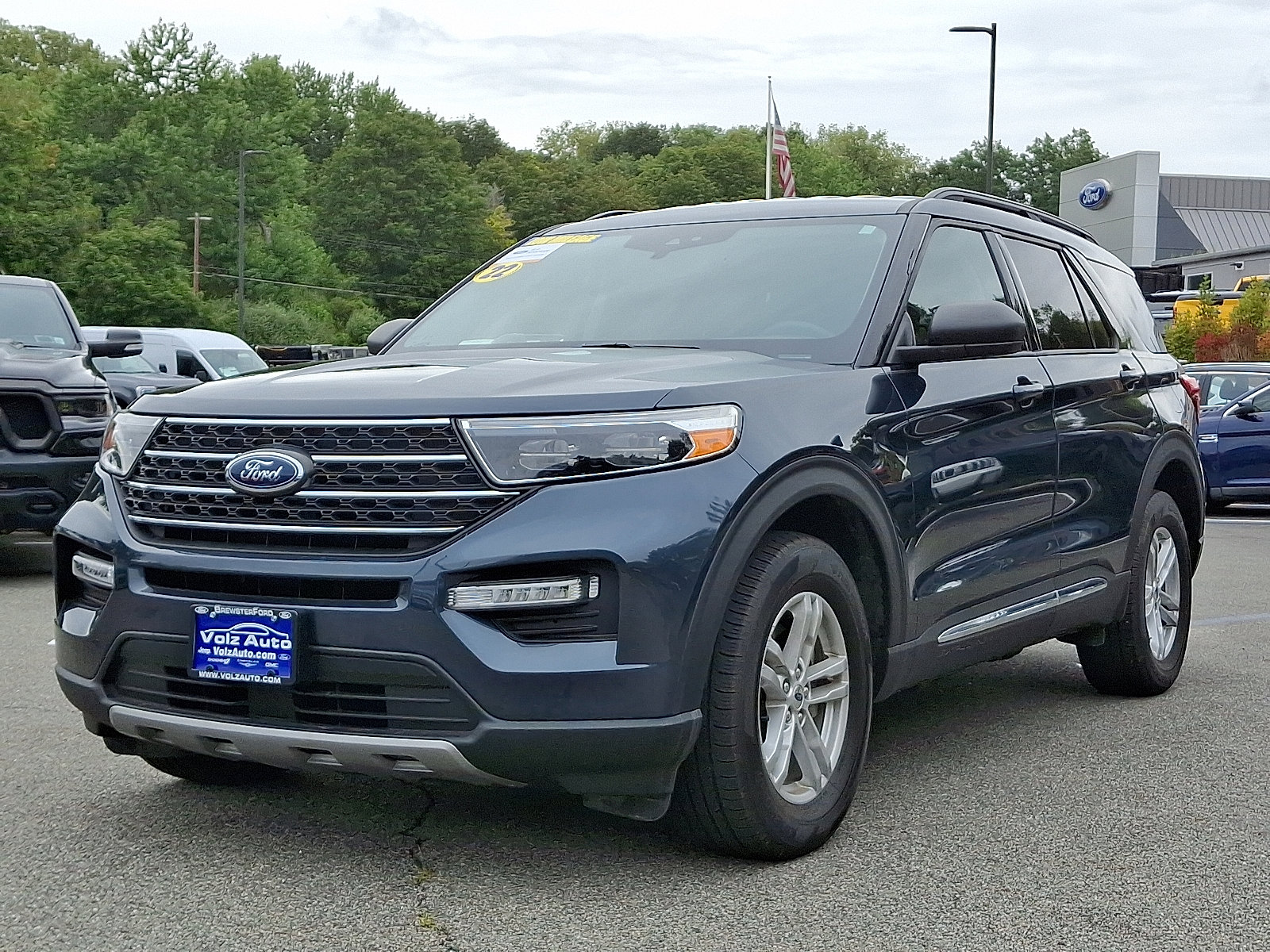2022 Ford Explorer XLT photo 4