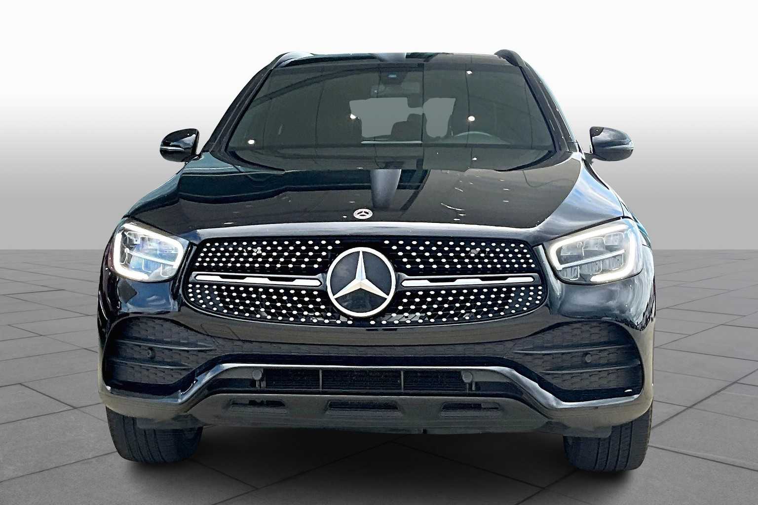 2021 Mercedes Benz GLC 300 photo 3