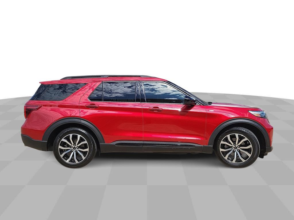 2022 Ford Explorer ST-Line photo 7