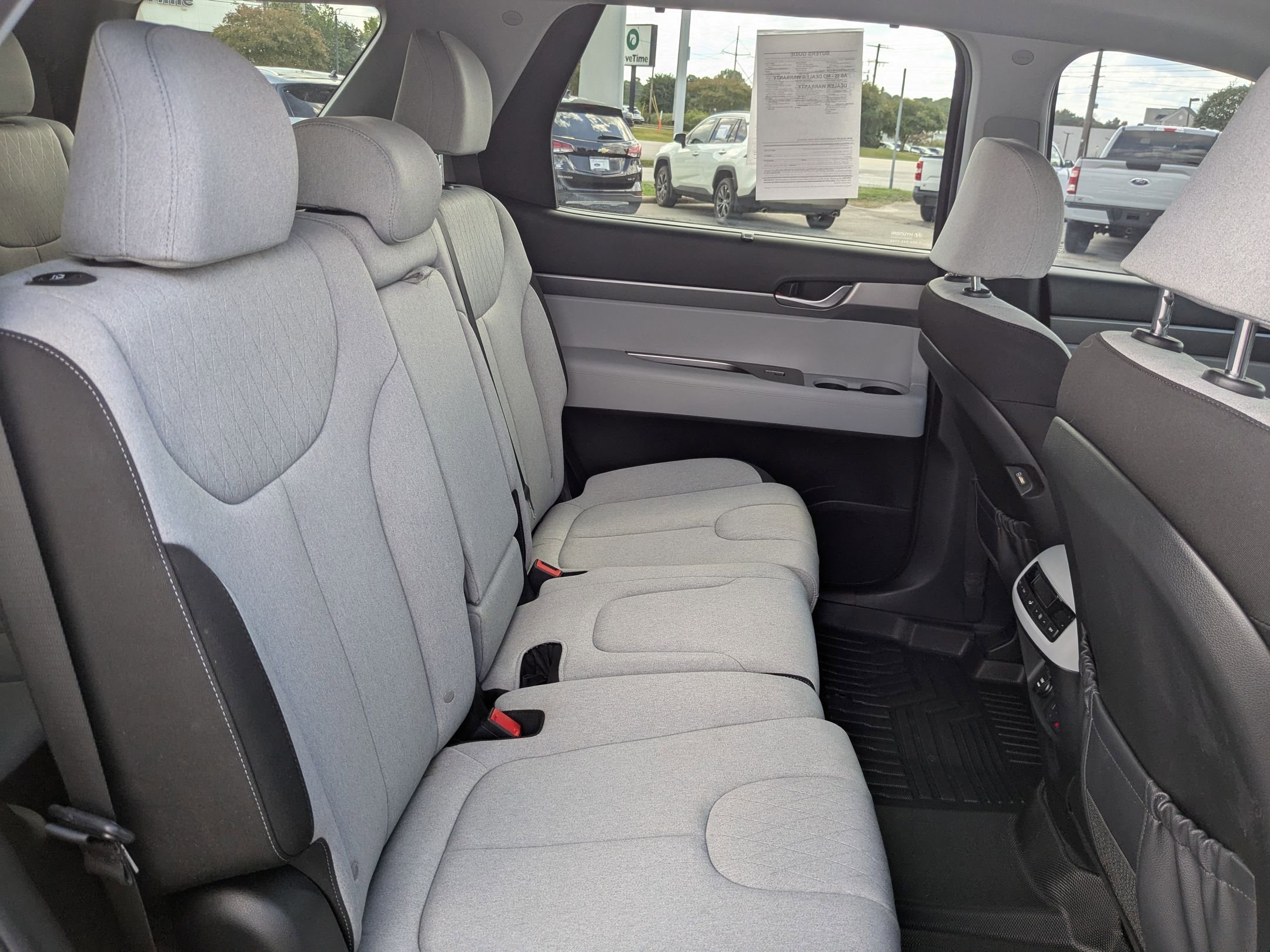 2020 Hyundai Palisade SEL photo 32