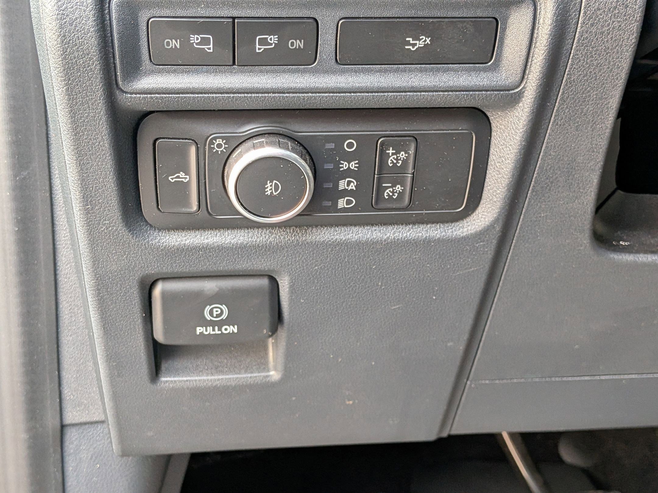 2022 Ford F-150 XLT photo 14