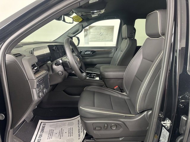 2025 Chevrolet Tahoe Premier photo 14