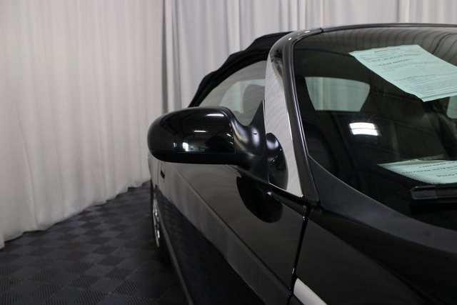 2005 Ford Thunderbird Base photo 32