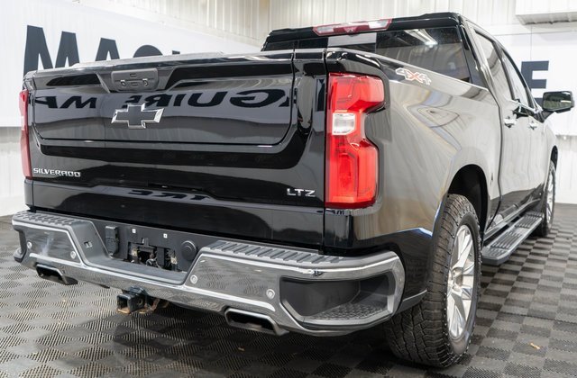 2022 Chevrolet Silverado 1500 LTZ photo 5