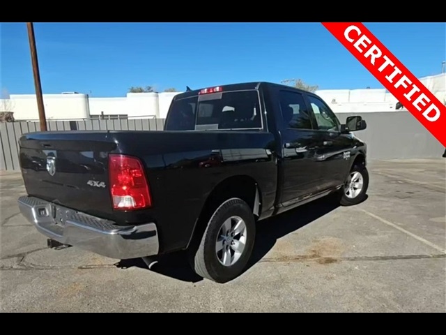 2023 Ram 1500 Classic SLT photo 3