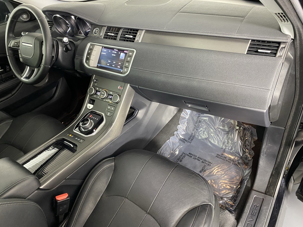 2019 Land Rover Range Rover Evoque SE Premium photo 29
