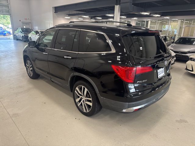 2016 Honda Pilot Touring photo 6