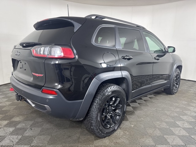 2019 Jeep Cherokee Trailhawk photo 2