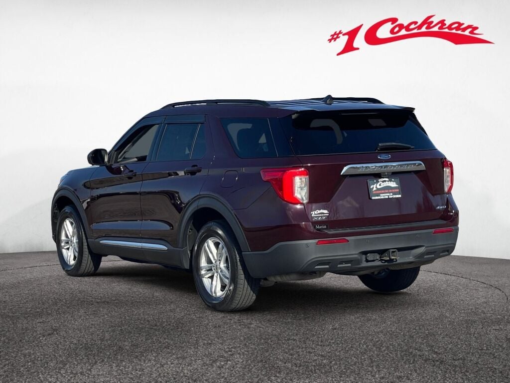2023 Ford Explorer XLT photo 4