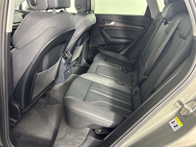 2024 Audi Q5 45 S line Premium photo 11