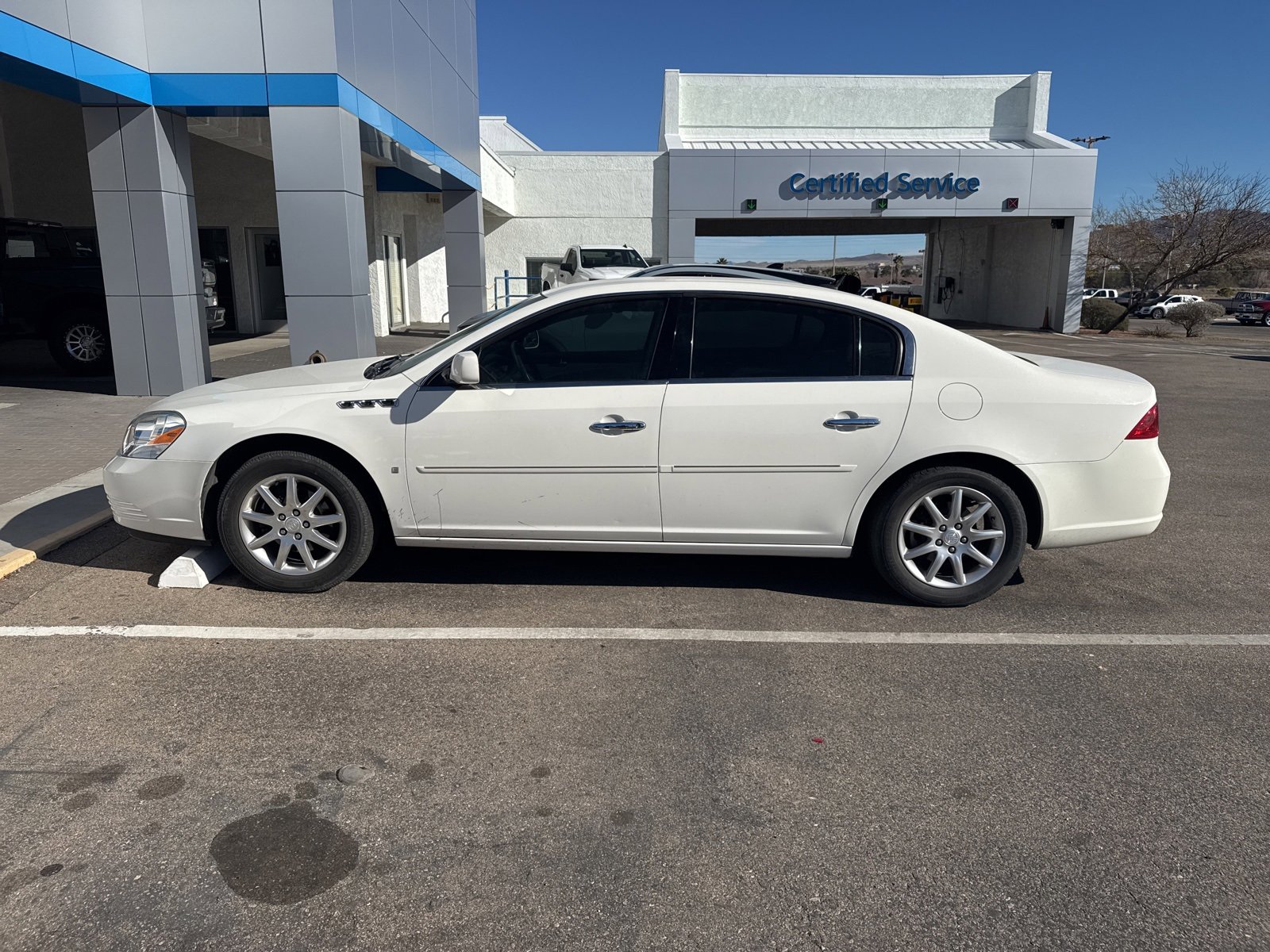 Used 2008 Buick Lucerne CXL with VIN 1G4HD57238U130432 for sale in Kingman, AZ