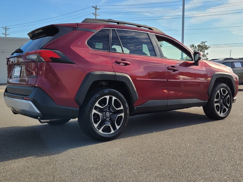 2019 Toyota RAV4 Adventure photo 3