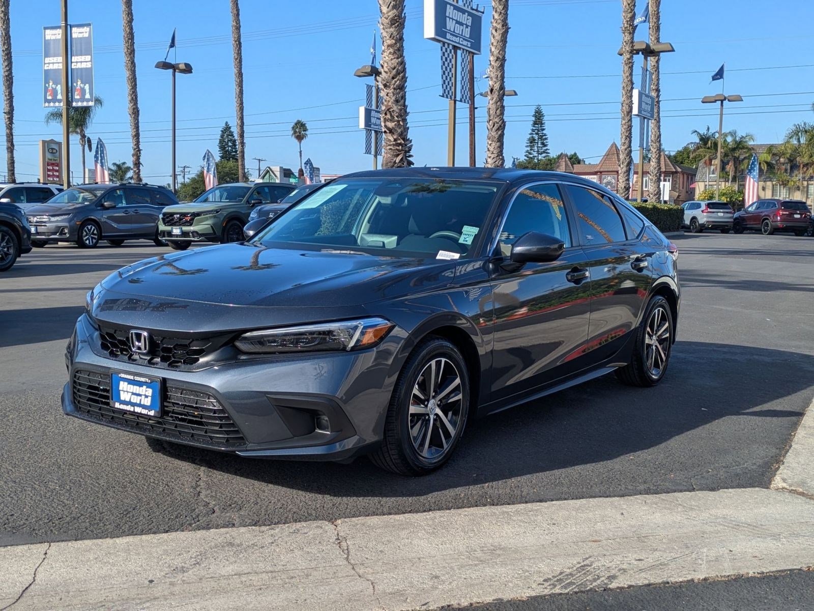 2022 Honda Civic Hatchback LX photo 4