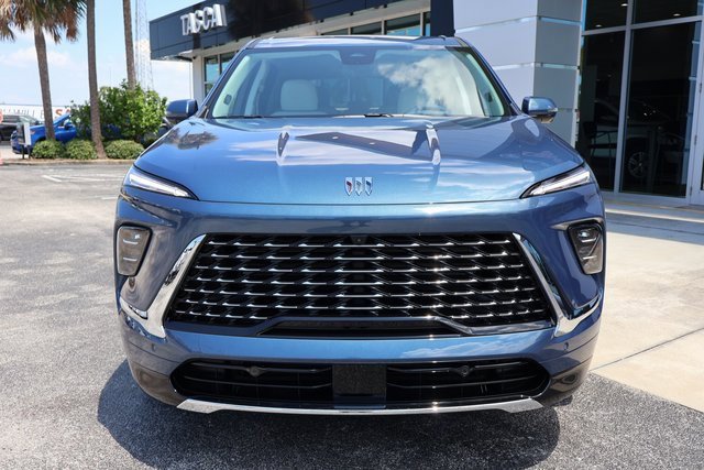2026 Buick Enclave Avenir photo 3