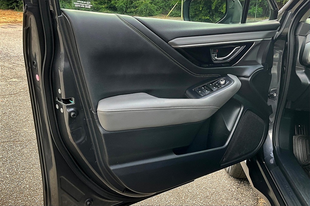 2022 Subaru Outback Onyx Edition XT photo 18