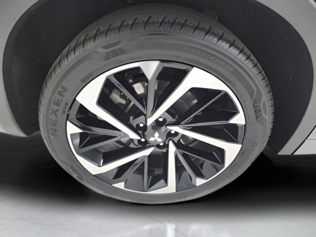 2022 Mitsubishi Outlander SEL photo 5