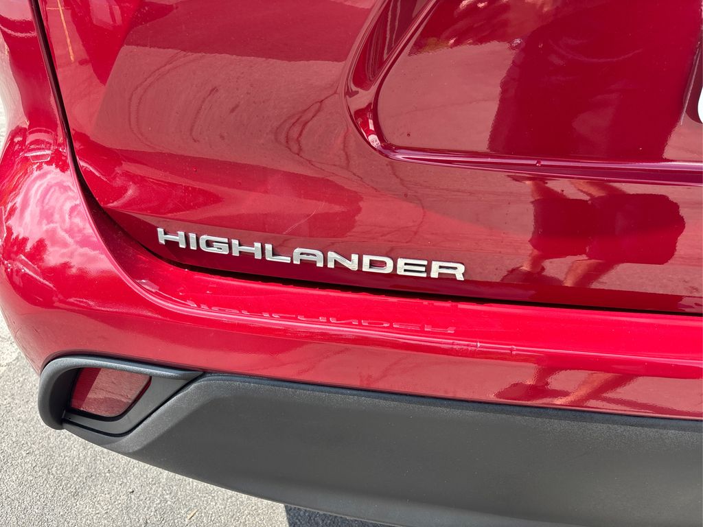 2022 Toyota Highlander XLE photo 15