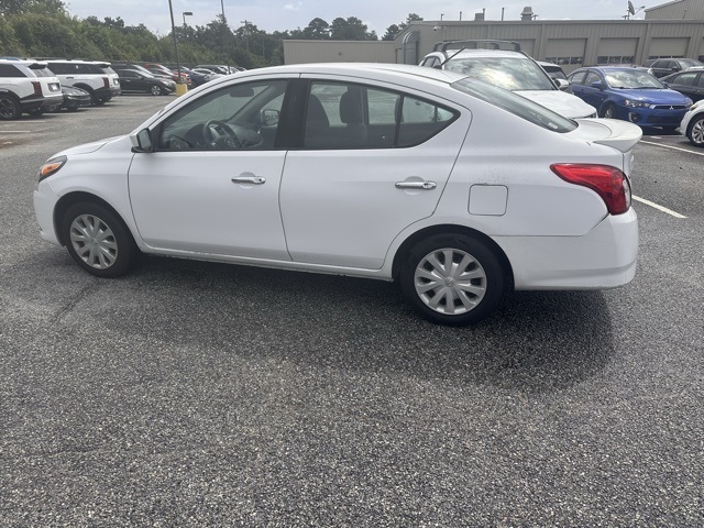 2018 Nissan Versa 1.6 SV photo 11