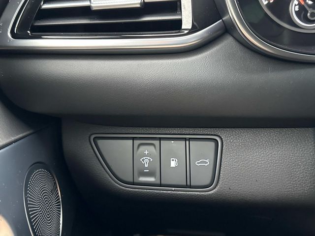 2024 Genesis G70 3.3T Sport Advanced photo 26