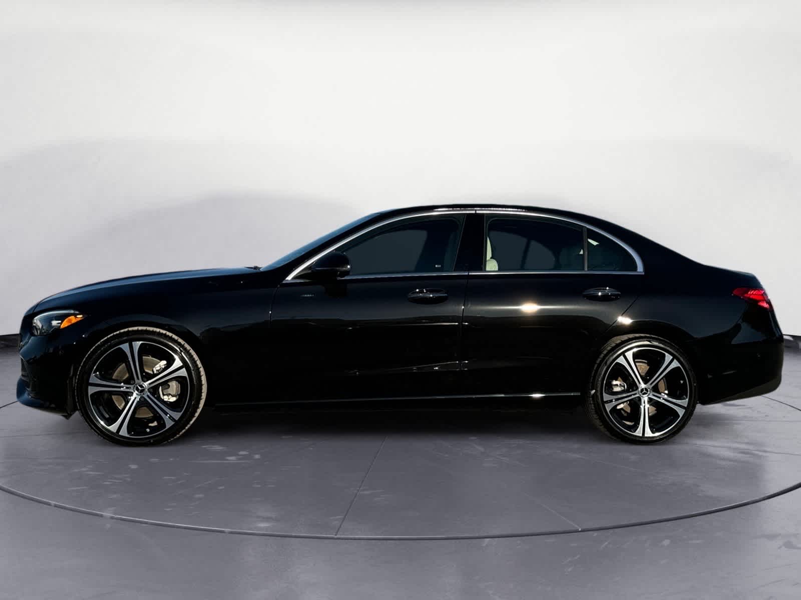 2025 Mercedes Benz C 300 4MATIC photo 2