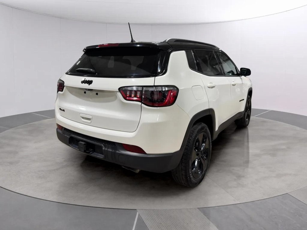 2021 Jeep Compass Altitude photo 2