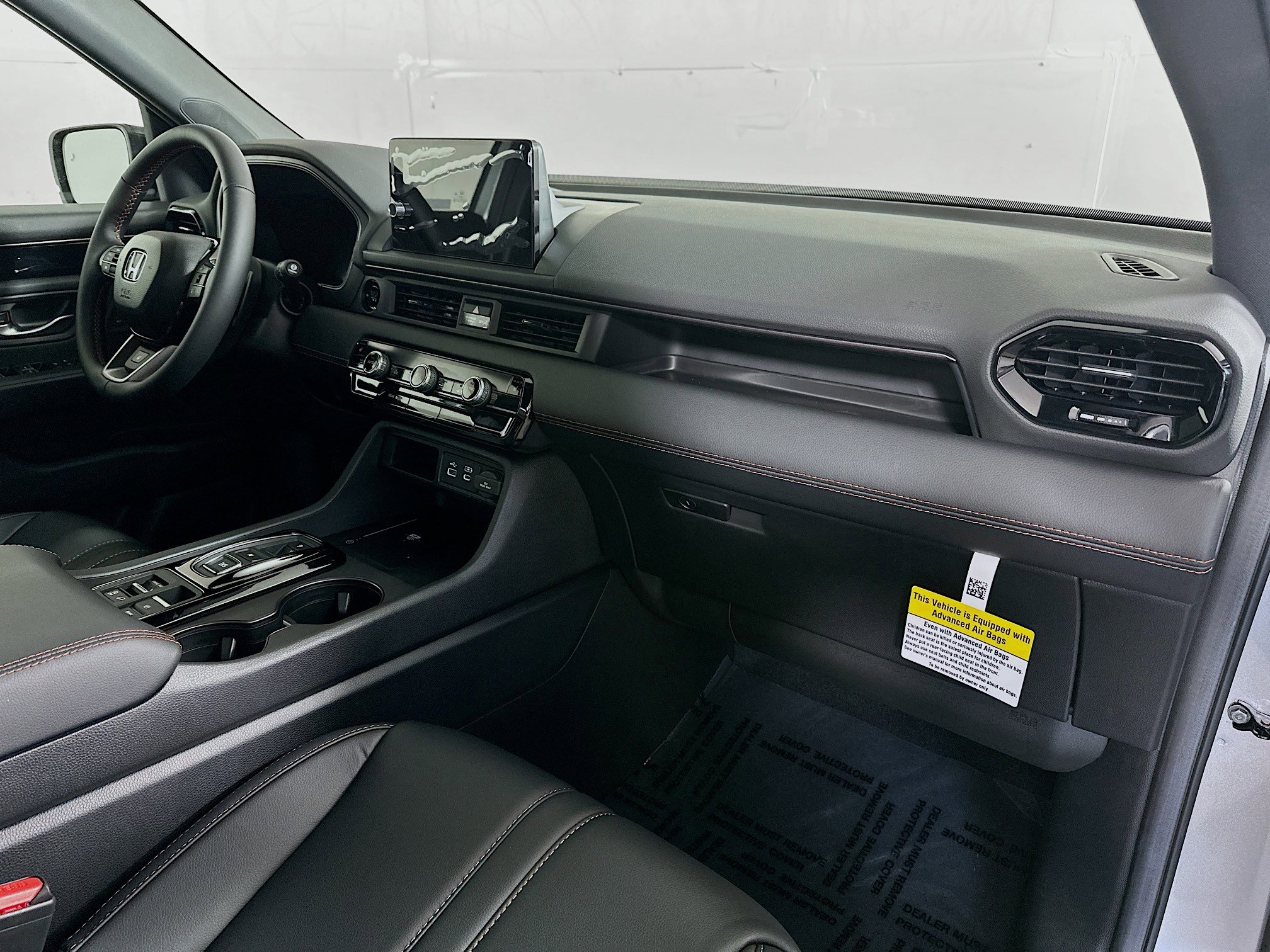2025 Honda Pilot TrailSport photo 28