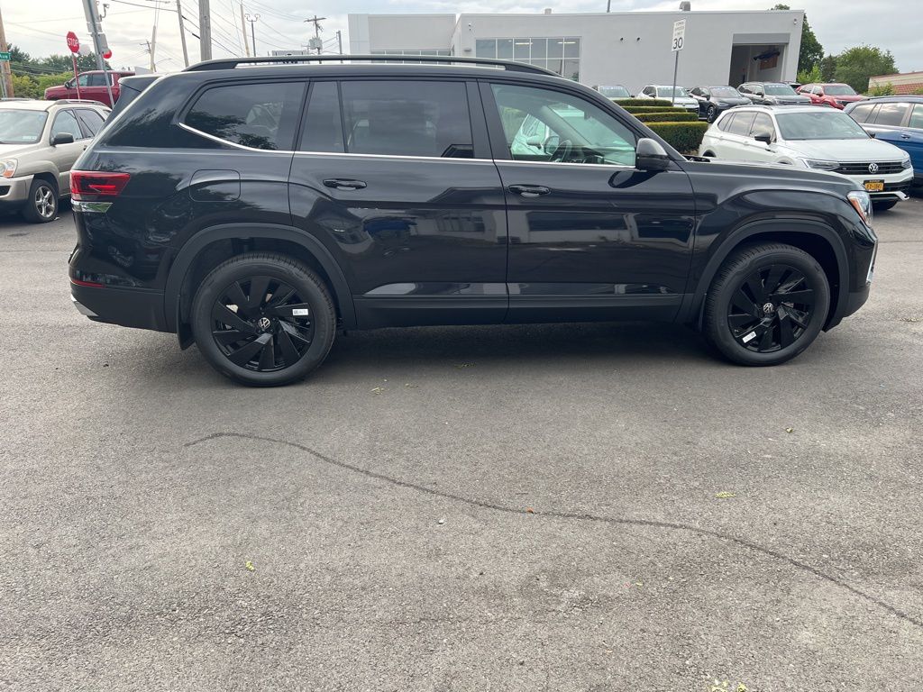 2026 Volkswagen Atlas SE Technology photo 4