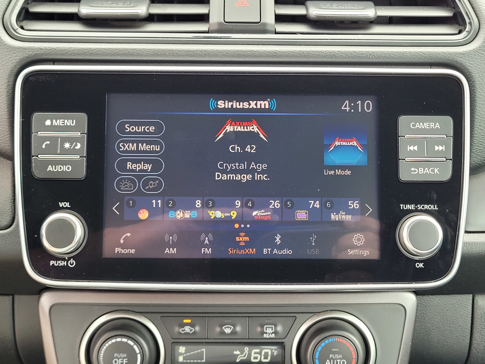 2019 Nissan Leaf Plus photo 11