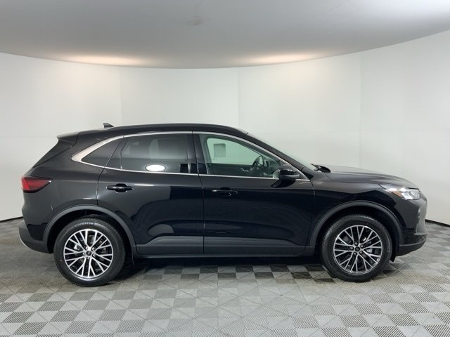 2025 Ford Escape Plug-In Hybrid Base photo 4