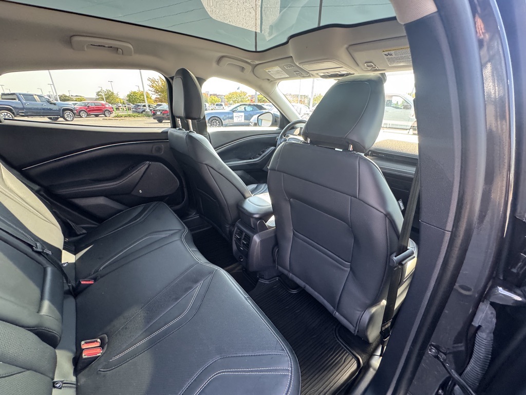 2022 Ford Mustang Mach-E Premium photo 12