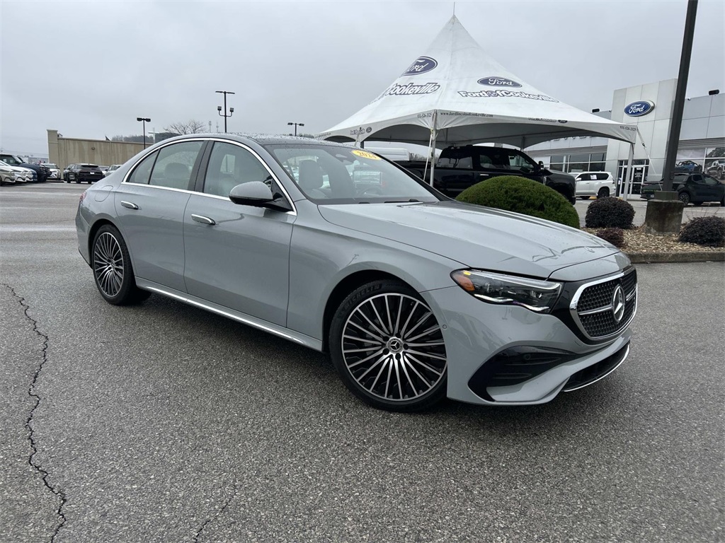 2024 Mercedes-Benz E-Class E350's photo
