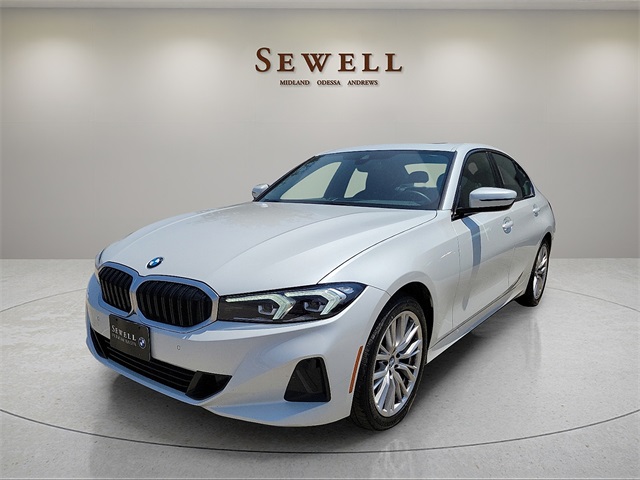 2023 BMW 3 Series 330i's photo