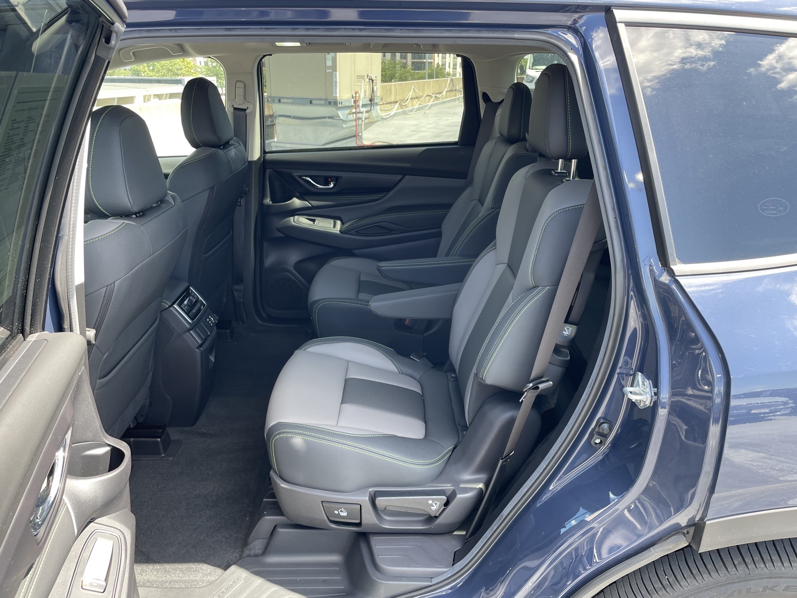 2024 Subaru Ascent Onyx Edition photo 21