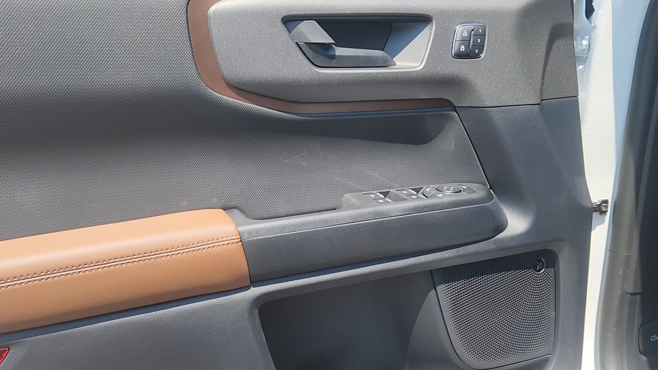 2025 Ford Bronco Sport Outer Banks photo 10