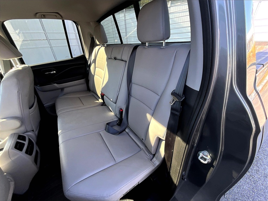 2019 Honda Ridgeline RTL-E photo 15
