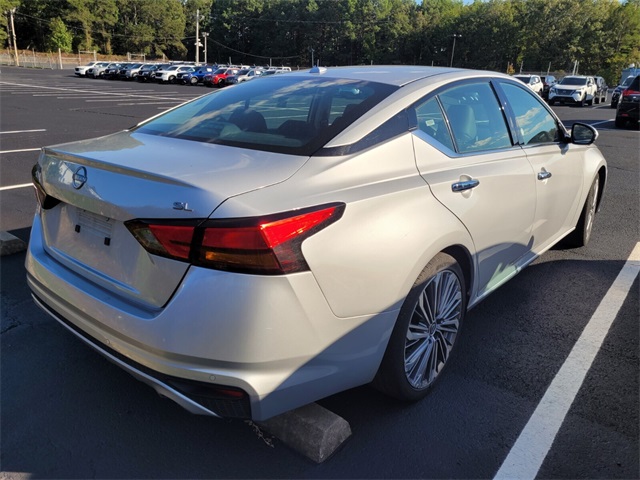 2023 Nissan Altima 2.5 SL photo 8