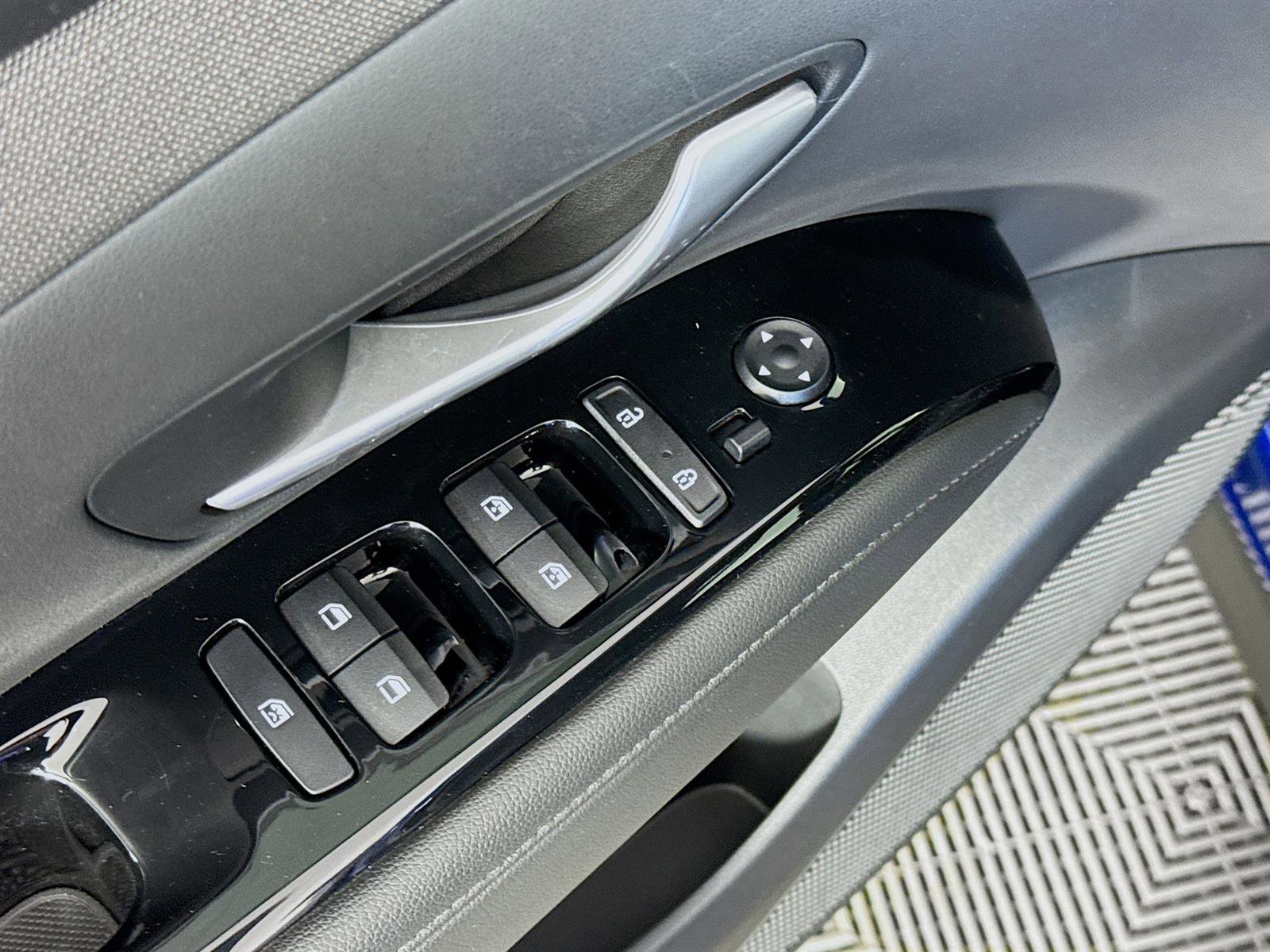 2022 Hyundai Tucson Limited photo 18