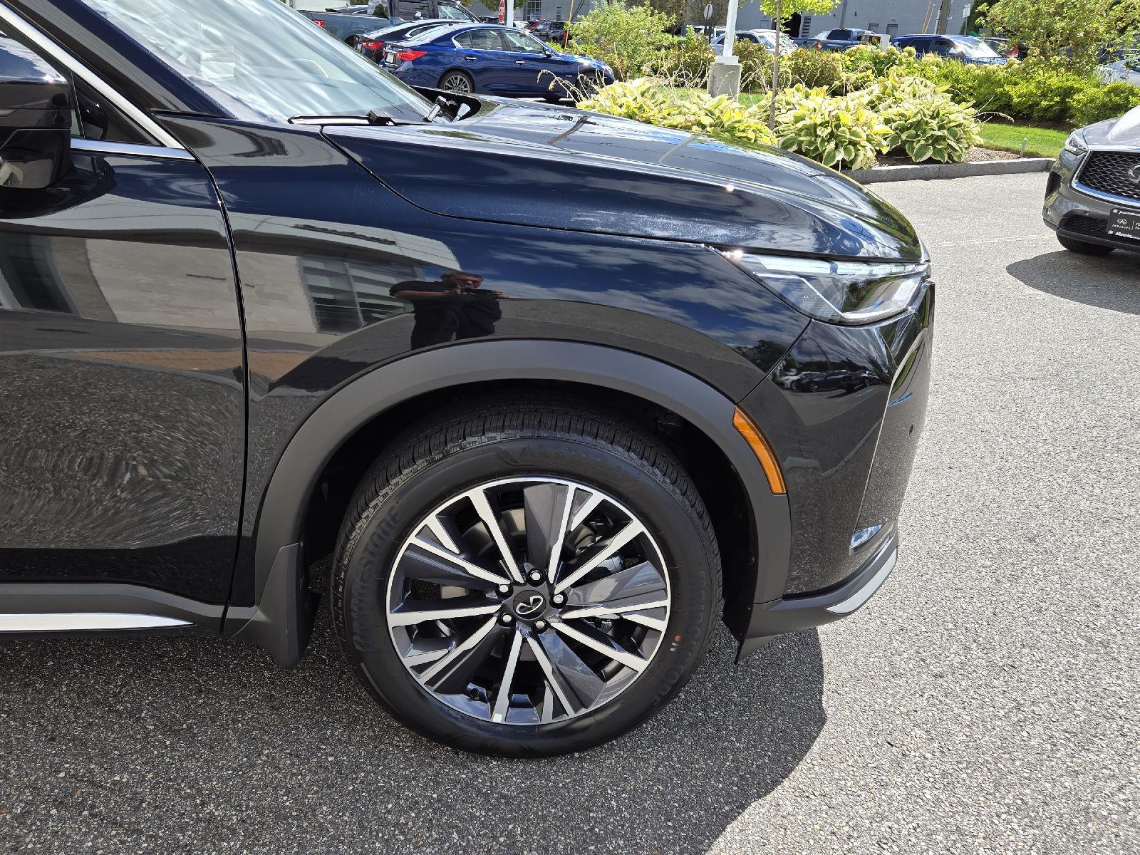 2026 Infiniti QX60 Luxe AWD photo 13