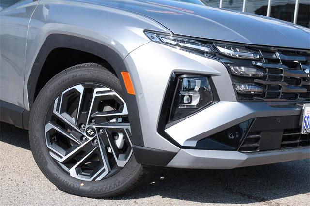 2025 Hyundai Tucson Limited photo 2