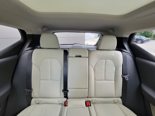 2022 Volvo XC40 T5 Inscription photo 23