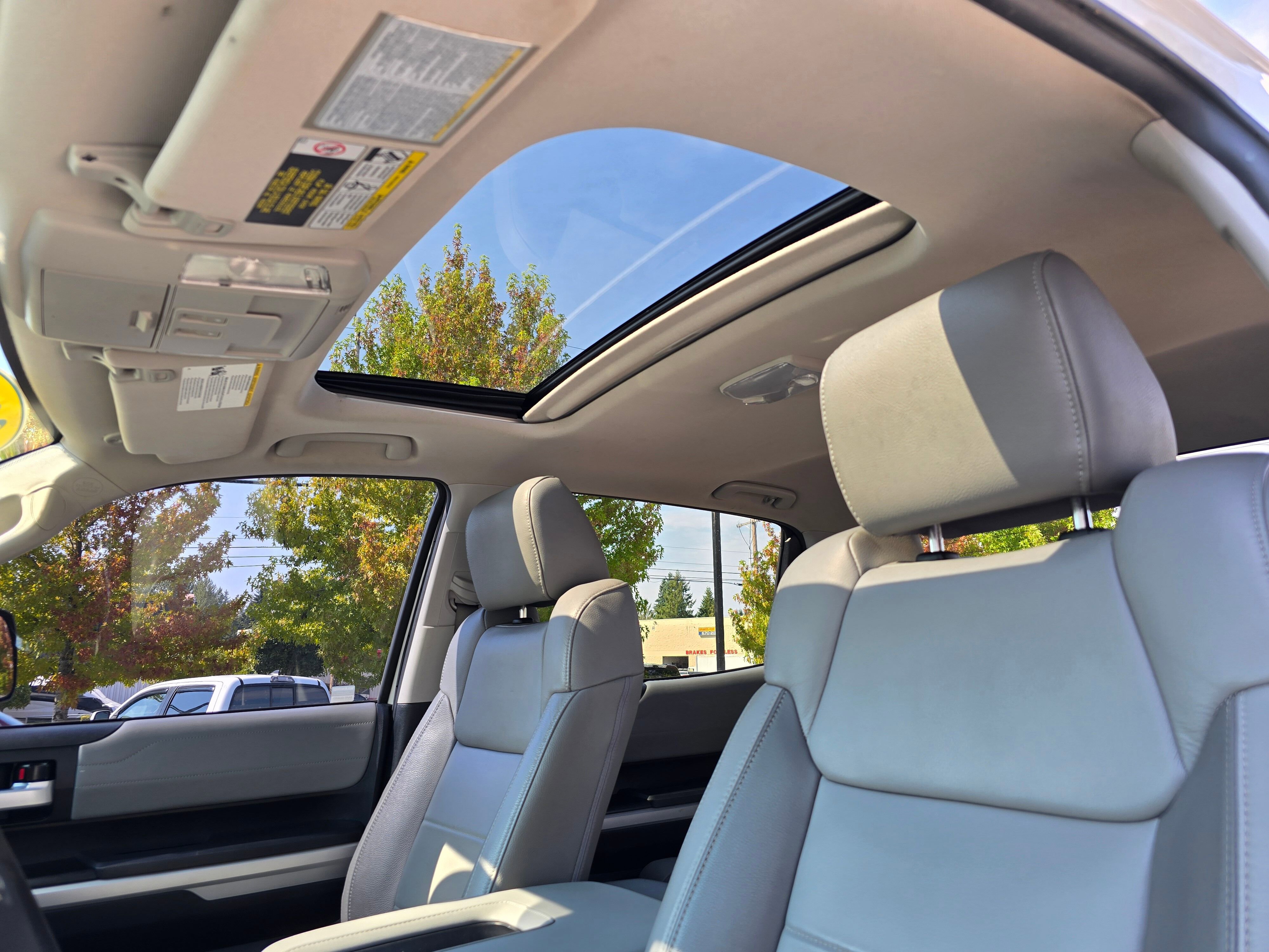 2018 Toyota Tundra SR5 photo 6