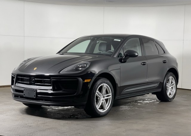 2023 Porsche Macan 
