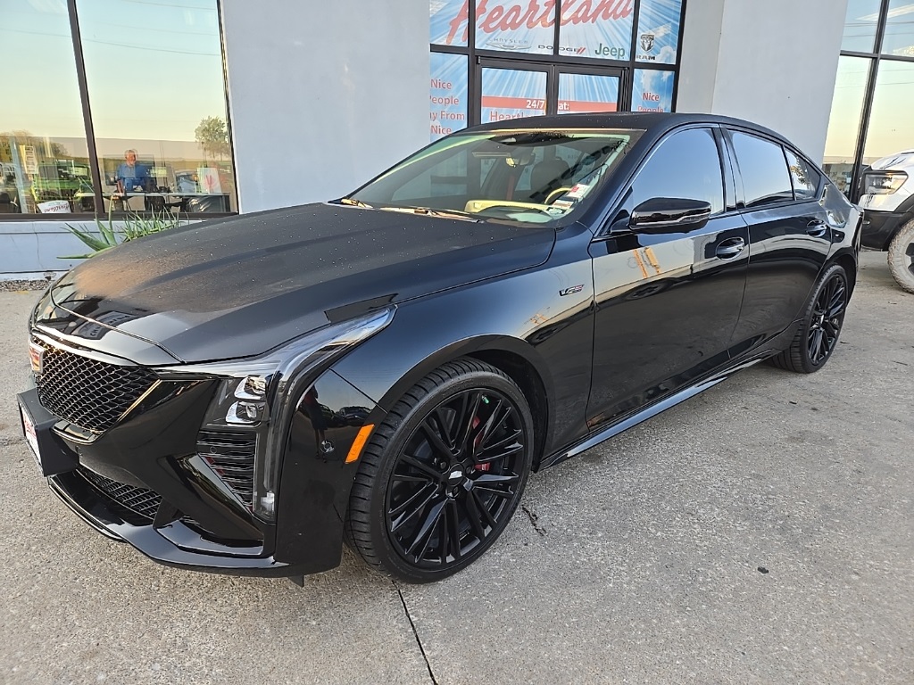 Used 2026 Cadillac CT5 V-Series with VIN 1G6DV5RW0T0100307 for sale in Kansas City