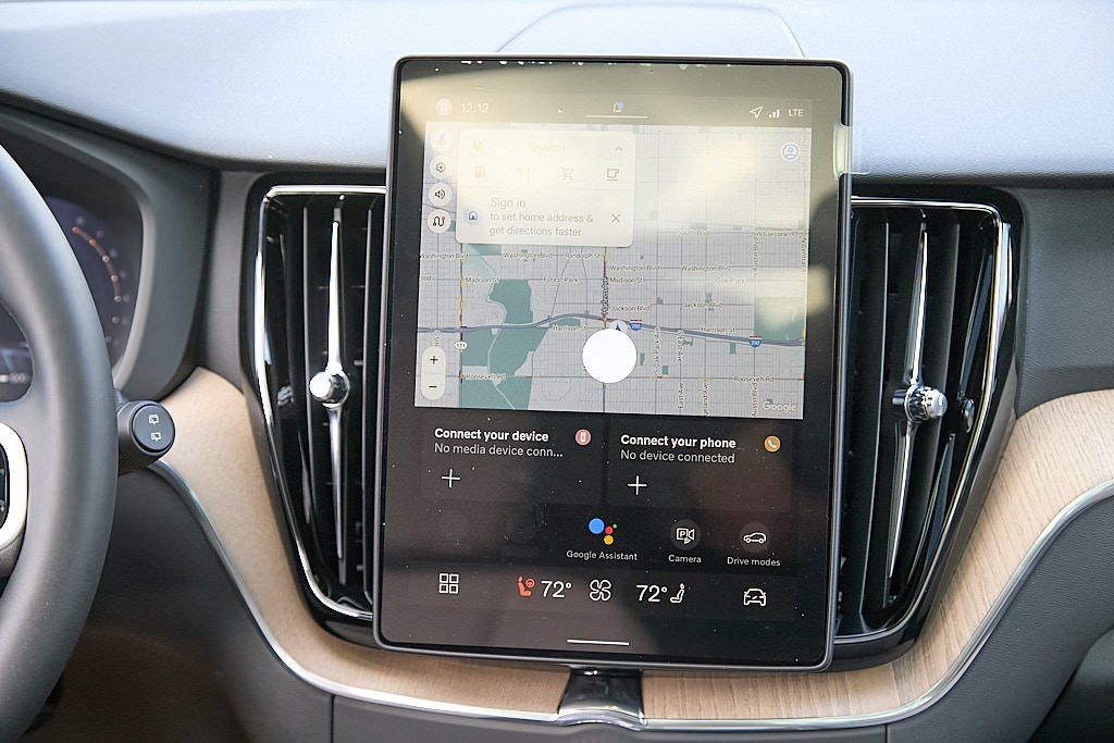 2026 VOLVO XC60 - Image 27