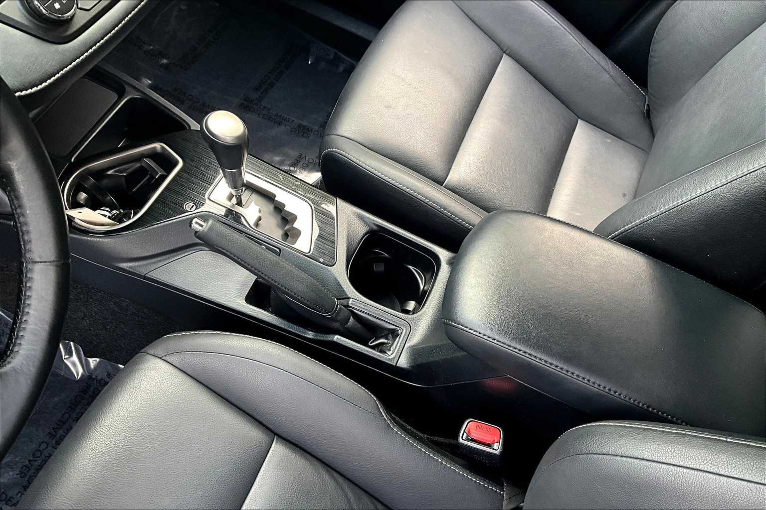2018 Toyota RAV4 Hybrid Limited photo 15