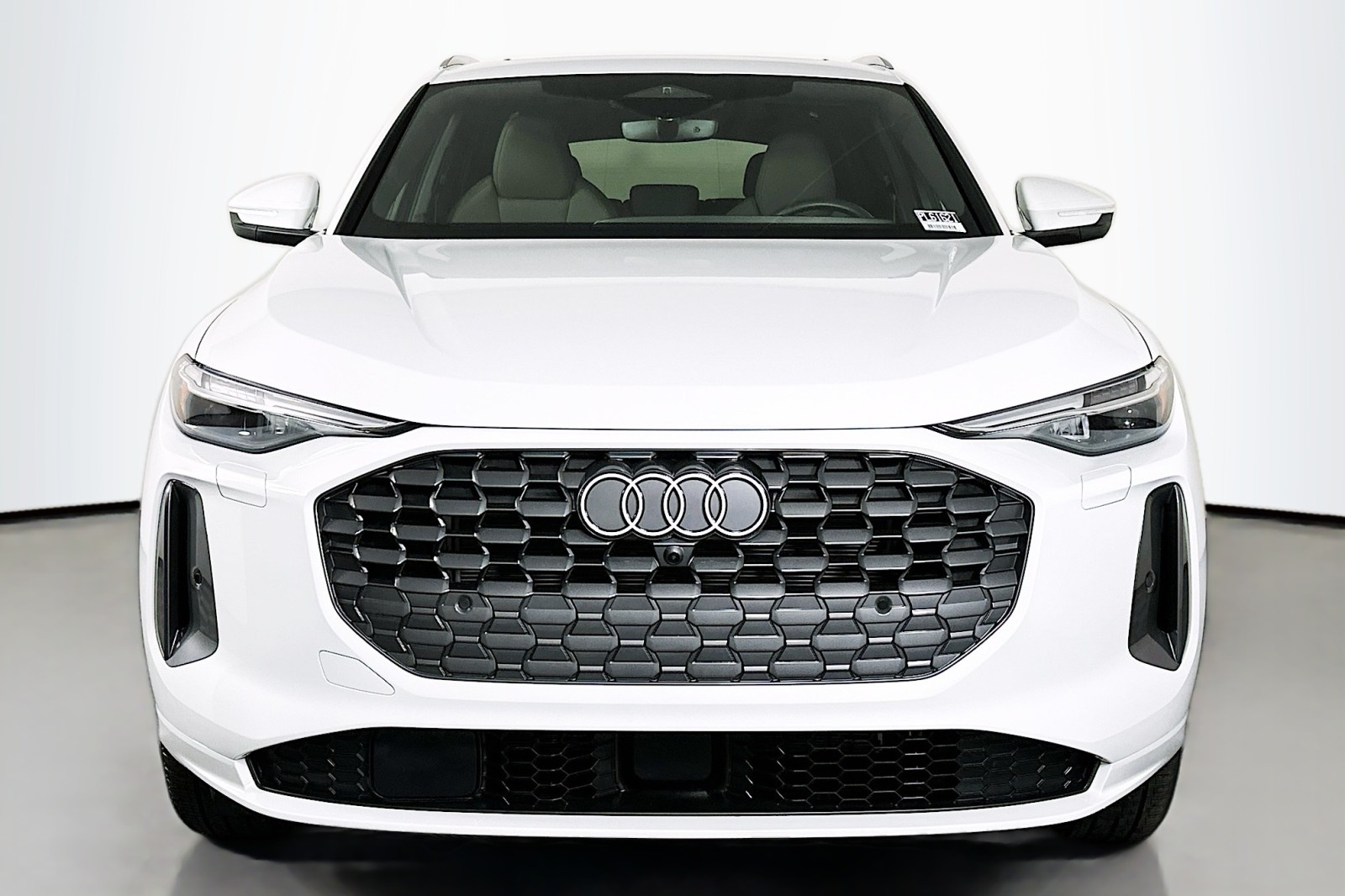 2025 Audi Q5 Premium Plus photo 2