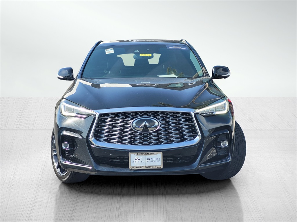 2022 Infiniti QX55 Essential photo 2