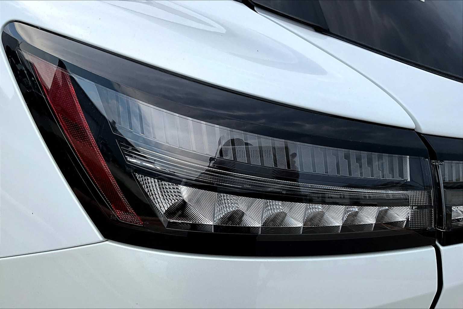 2025 Nissan Murano SL photo 11